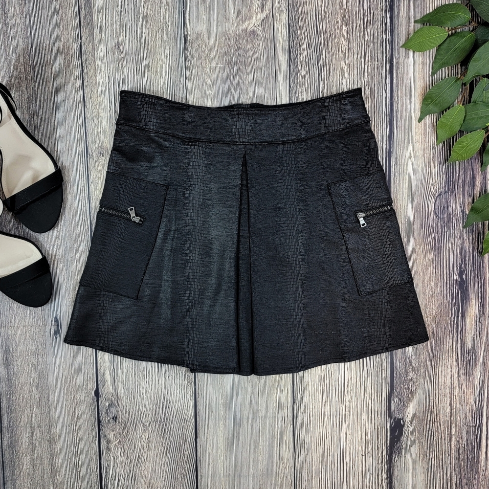 David Lerner Black Waverly Pleated Zip Mini Skirt - Picture 2 of 8